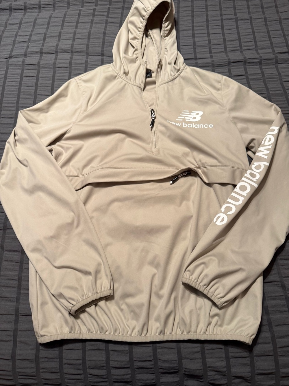 New balance women’s half zip pullover jacket medium